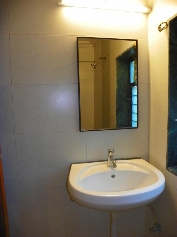 Hotel Rajdeep Пуна Экстерьер фото