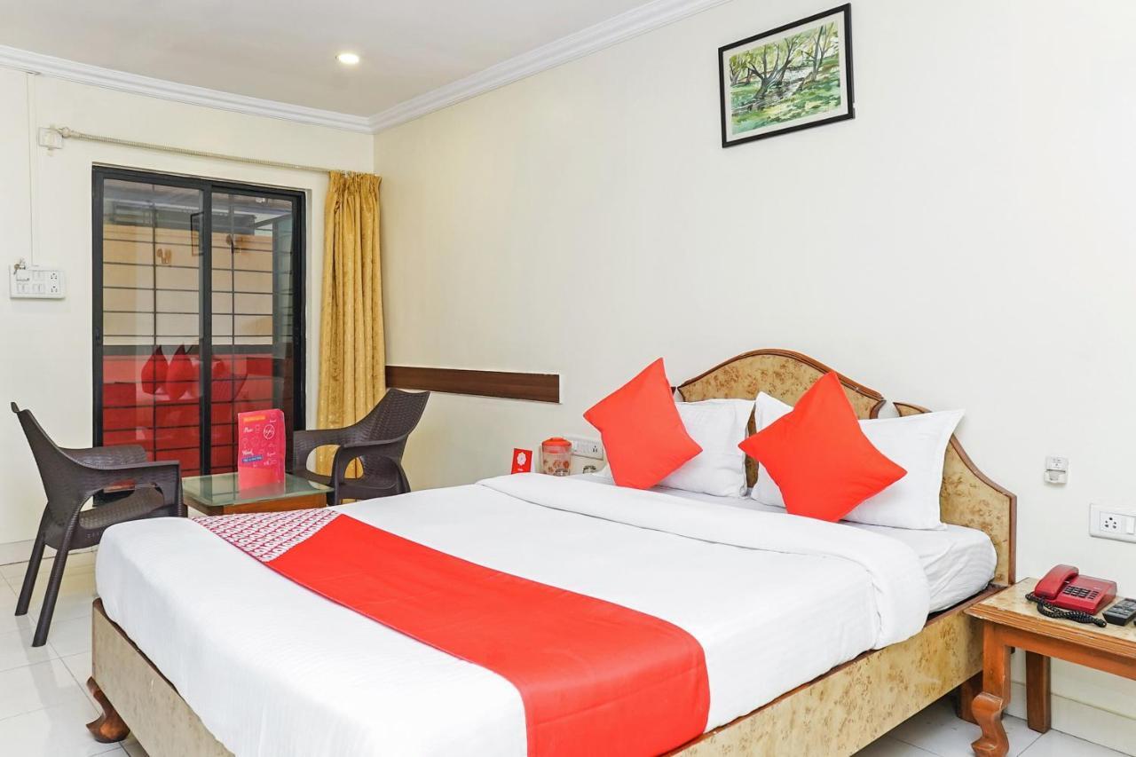 Hotel Rajdeep Пуна Экстерьер фото
