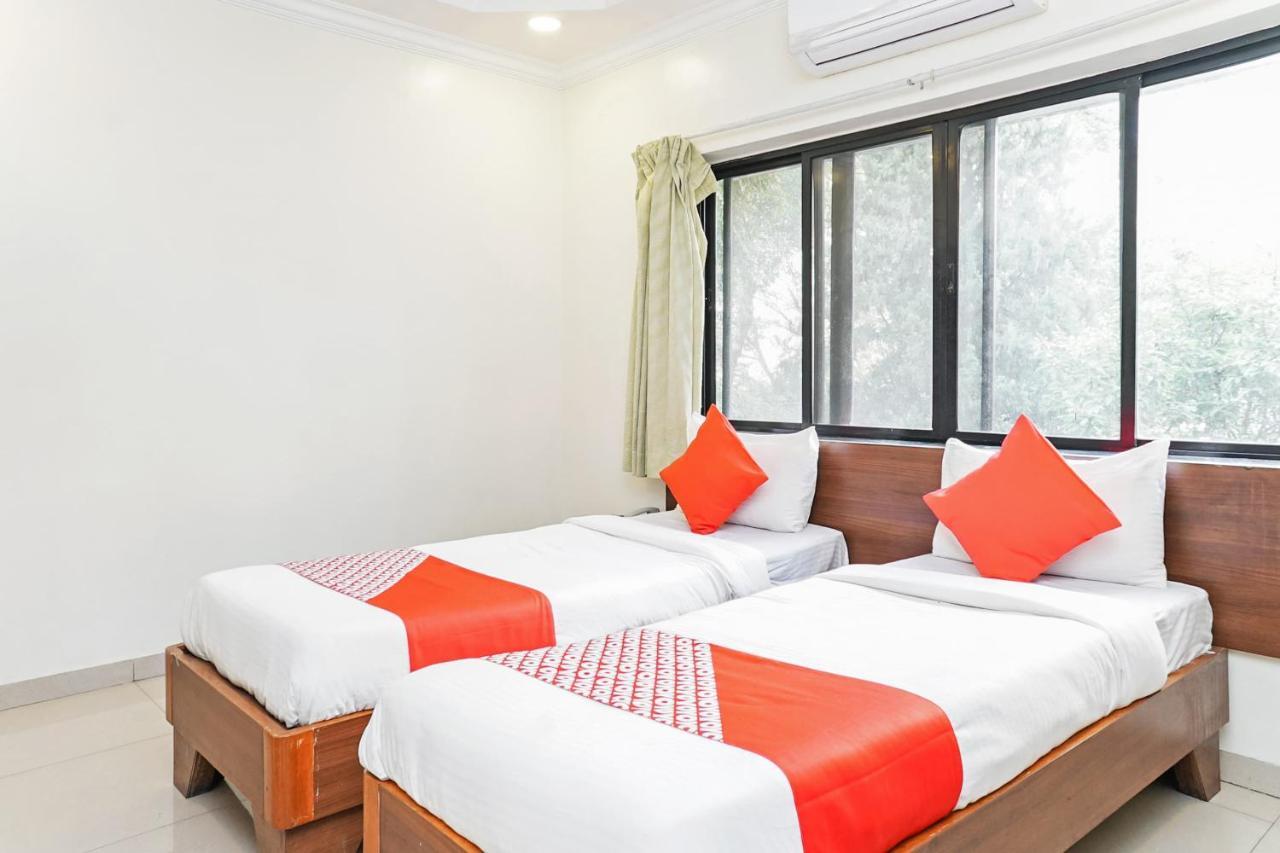 Hotel Rajdeep Пуна Экстерьер фото