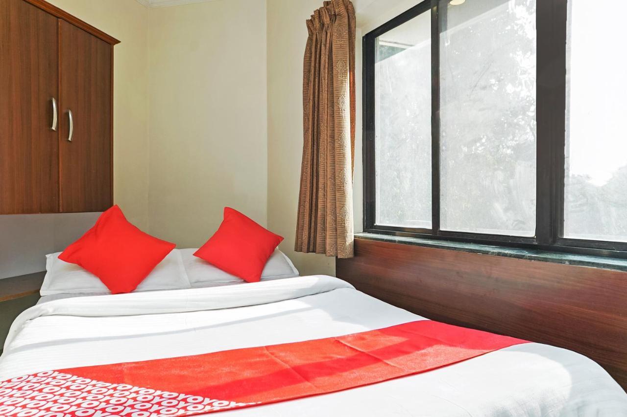 Hotel Rajdeep Пуна Экстерьер фото